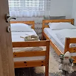 Maximus Apartment