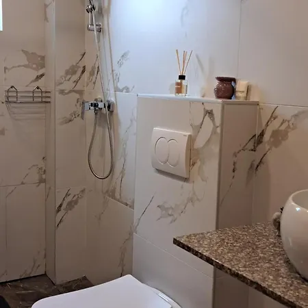 Apartament Maximus *