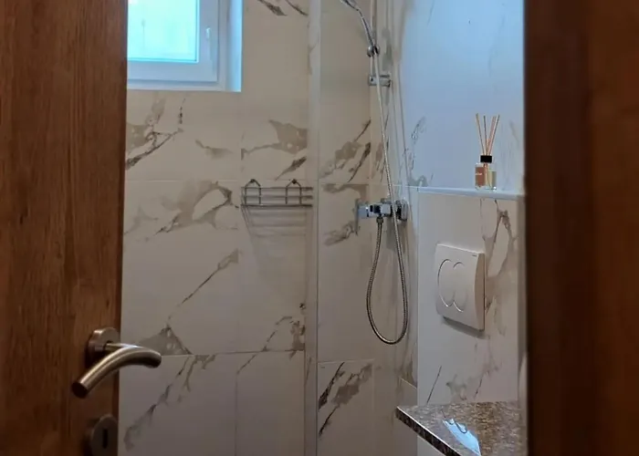 Maximus * Kupres (Canton 10)